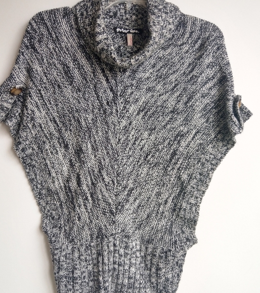 Plant gold Sleeveless Turtleneck Sweater, Size S - Picture 1 of 8